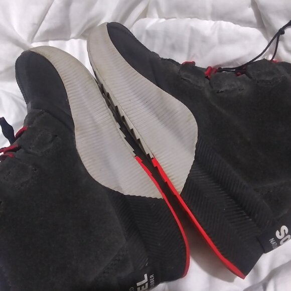 SOREL OUT  N ABOUT Winter Boot Boys/Girls sz 4 Gray Suede - Picture 10 of 11